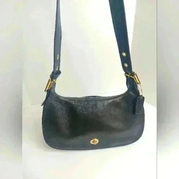 Rare Coach 9338 Legacy Crescent Leather Hobo Shoulder Bag EXCELLENT Condition - Picture 2 of 10